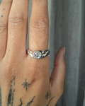 Ring with spiral